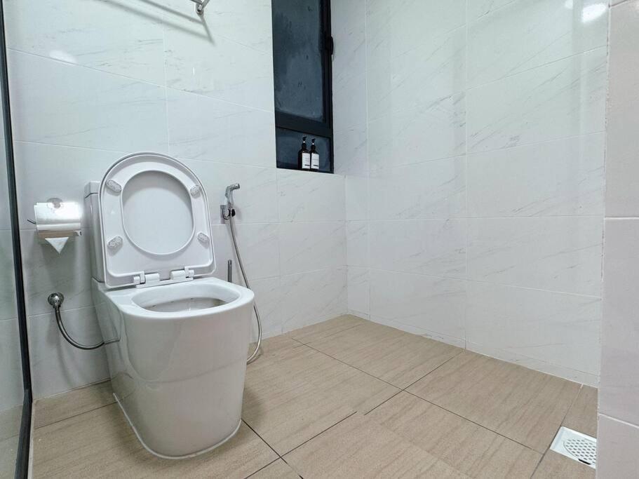 Jb Ciq Park 1-3pax High Speed Wifi Skudai Paradigm Mall Johor Bahru